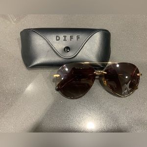 DIFF ‘Lenox’ Sunglasses